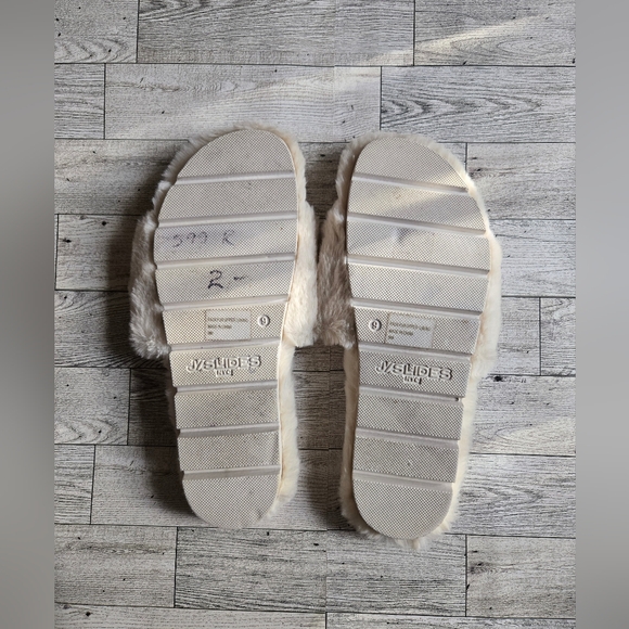 J-Slide Fax Fur Slipper Sandals - Picture 4 of 5